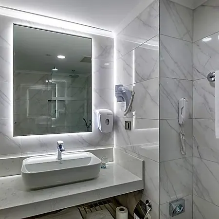 Alba Hotel 5*