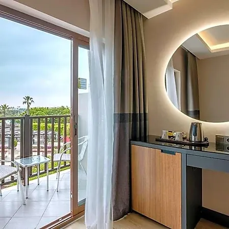 Hotel Alba Evrenseki